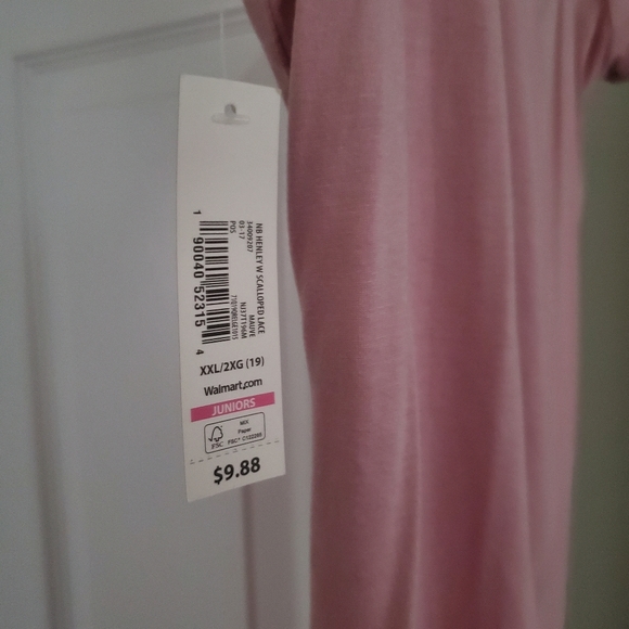 Pink short sleeve shirt with lace detail - Picture 2 of 3